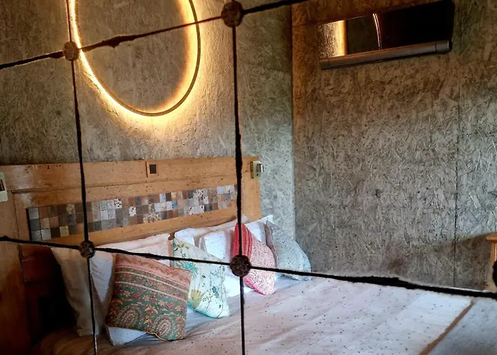 Lodge Solar Dos Limas Criacao Velha