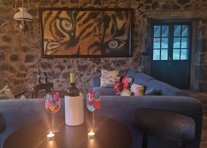 Solar Dos Limas Criação Velha